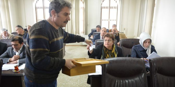 Belediye Meclisinde Kadın Üyelere Pozitif Ayrım