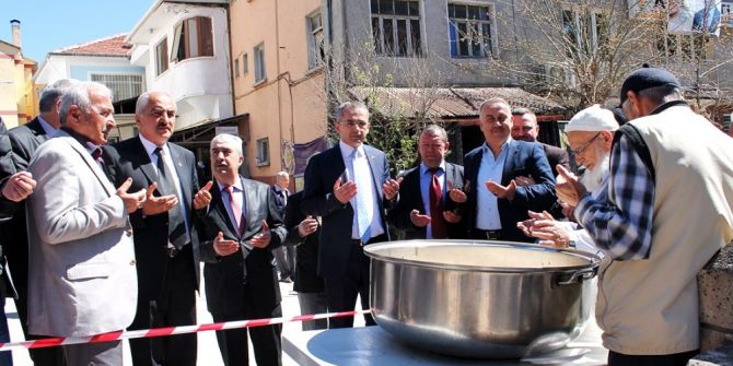 Tosya’da 5 Bin Kişiye Pilav Dağıtıldı