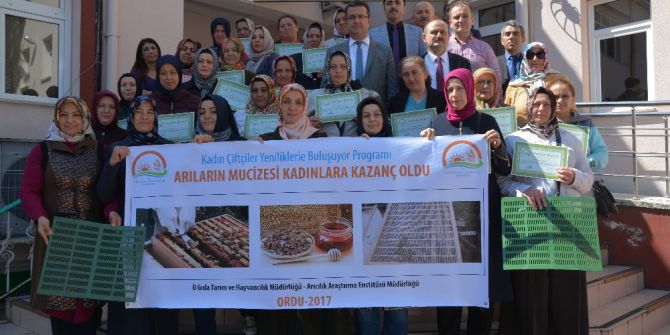 34 Kadın Arıcı Oldu