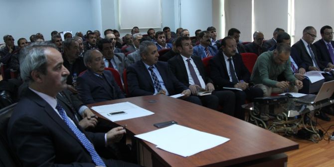 Bahçesaray’da Muhtarlar Toplantısı