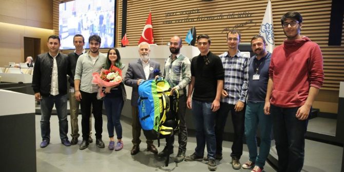 Bozbey “Halk Günü”nde Vatandaşı Dinledi