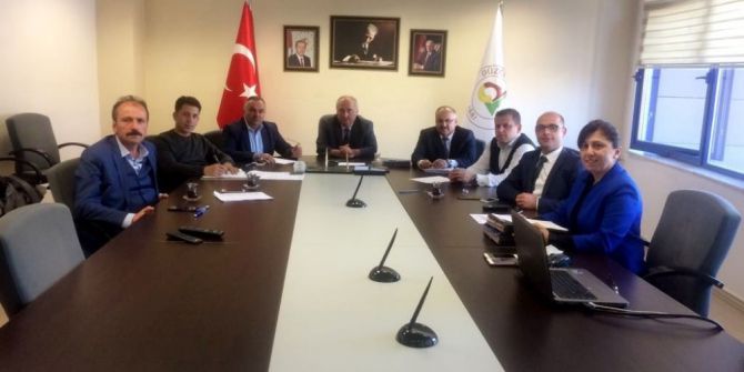 Düzce Belediyesi Encümen Üyelerinde Devir Teslim