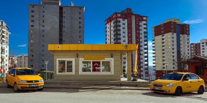 Yenimahalle’nin Taksi Durakları Modernleşiyor