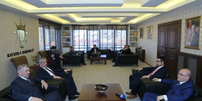 Başkan Çelik, Ak Parti Teşkilatlarını Ziyaret Etti