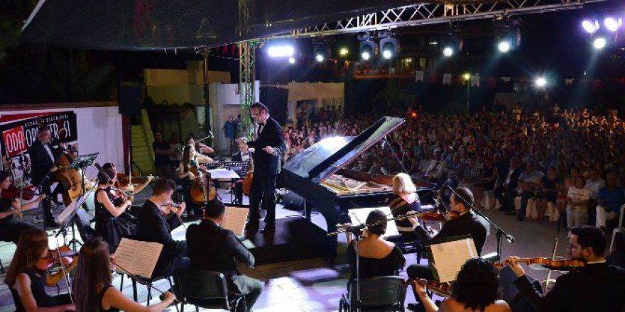 Kuşadası’ndan İdil Biret Geçti