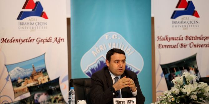 Ağrı Valisi Musa Işın Ve Rektör Prof. Dr. Abdulhalik Karabulut Üniversite Öğrencileriyle Buluştu