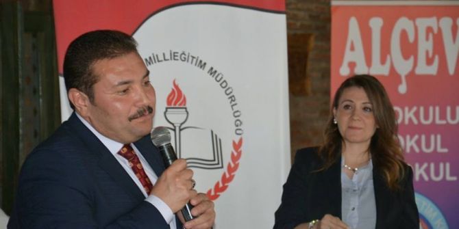 Başarılı Öğrenciler Ödüllendirildi