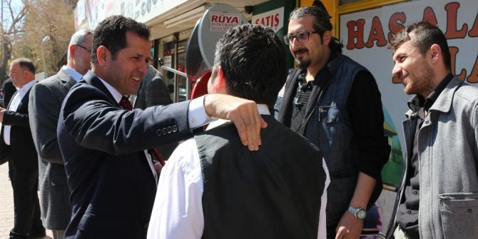 Milletvekili Altunyaldız, Esnafla Bir Araya Geldi