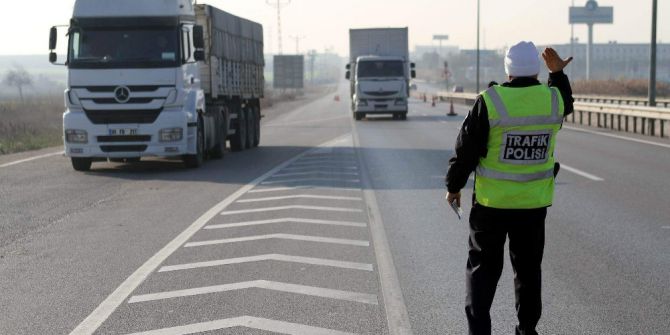 Yolcu Otobüslerinde Sivil Trafikçiler İş Başında
