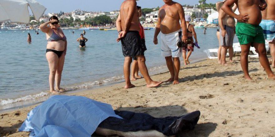 Bir Günlük Arkadaşının Boğulduğunu Öğrenen Kadın Dakikalarca Gözyaşı Döktü