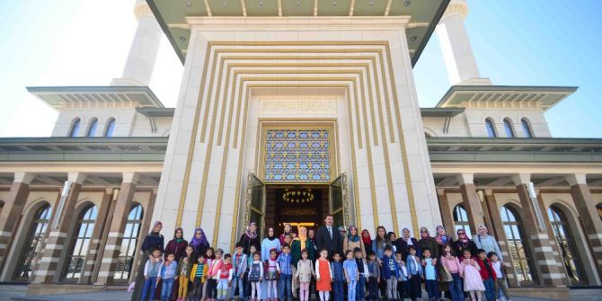 Nezaket Okulu Öğrencileri Millet Camii’ni Ziyaret Etti