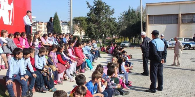 Çocukları Eğlendirirken Bilinçlendiren Proje