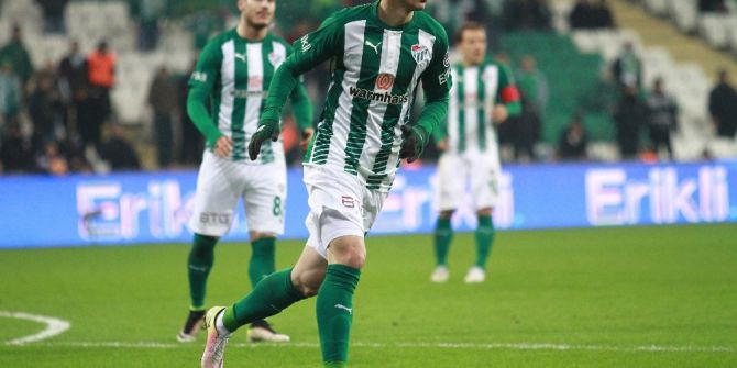 Stancu, 4 Haftadır Formasından Uzak