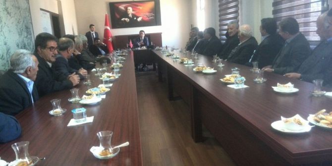 Kaymakam Dundar, İlçenin İleri Gelenleriyle Buluştu