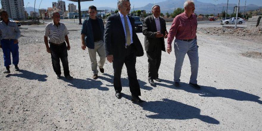 Başkan Çelik, Bekir Yıldız Bulvarı’nda İncelemelerde Bulundu