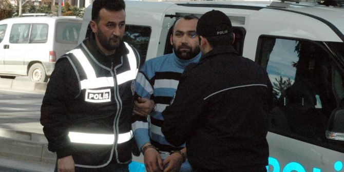 Tutuksuz Yargılanan Cinayet Sanığı 5 Yıl 7 Ay Hapis Cezası Aldı