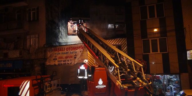 Fatih’te Yangın Paniği