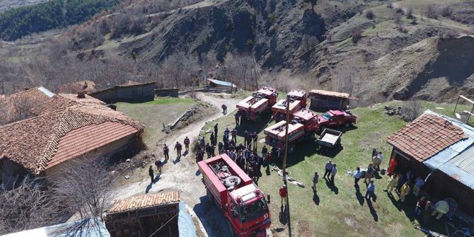 Çankırı’da Küle Dönen Köy Havadan Görüntülendi