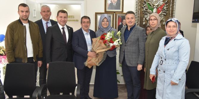 Ak Parti, Mhp Ve Ülkü Ocakları "Evet" Diyor