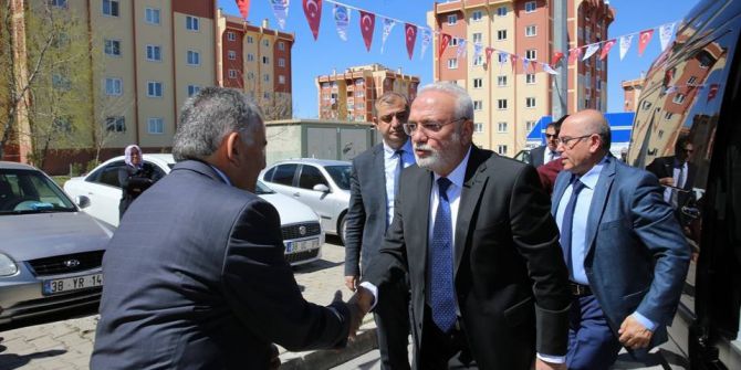 Demokrasi Mahallesi Pazar Yerine Kavuştu