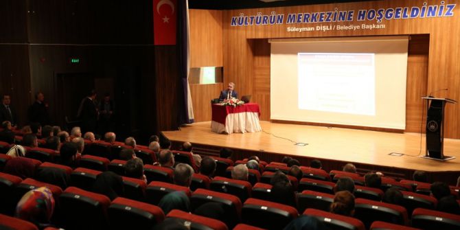 ‘Cumhurbaşkanlığı Sistemi Ne Getiriyor’ Konulu Konferans Düzenlendi
