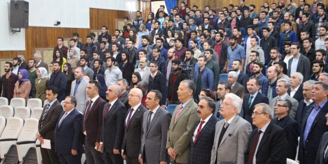 Elazığ’da ‘Mühendislik Öğretiminde Kalite" Paneli Düzenlendi