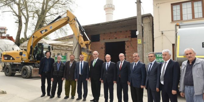 Camilere Büyükşehir Eli