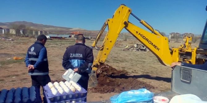 Gemerek’te Tarihi Geçmiş Gıda Ürünleri İmha Edildi