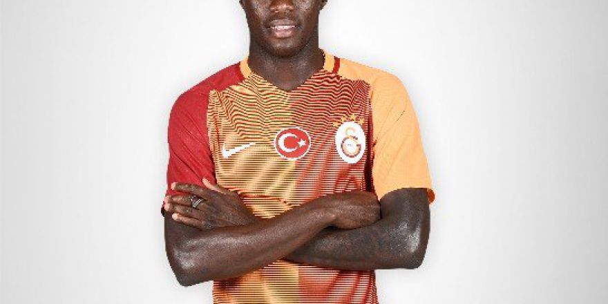 Galatasaray Yeni Sezon Formalarını Tanıttı