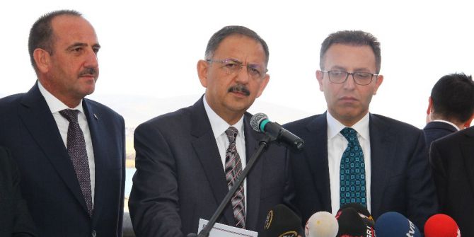 Bakan Özhaseki: "İnsan Hayatı Üzerinden Hesap Olmaz, 250 Şehidimiz Var"