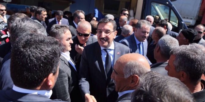 Gümrük Bakanı Tüfenkci: “15 Temmuz’da Darbeye ’Dur’ Dedik, 16 Nisan’da Milli İradeye ’Evet’ Diyeceğiz”