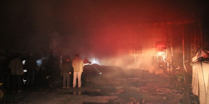 Samsun’da Kauçuk Fabrikası Kül Oldu