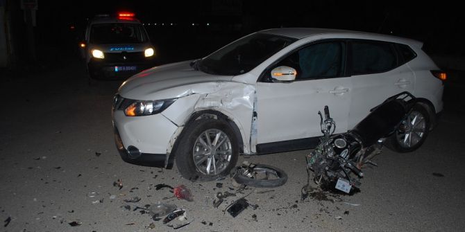 Otomobil İle Motosiklet Çarpıştı: 1 Yaralı
