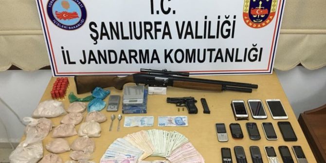 Şanlıurfa’da Eroin Ve Silah Ele Geçirildi