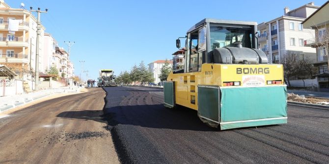 Çalışkan: “Bu Yıl En Az 100 Bin Ton Asfalt Sermeyi Hedefliyoruz”