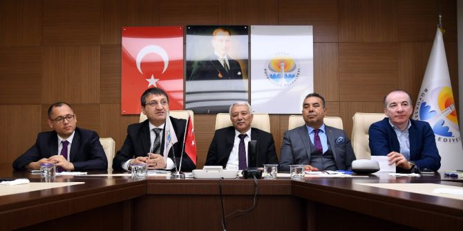 Adana’da Erdoğan Heyecanı