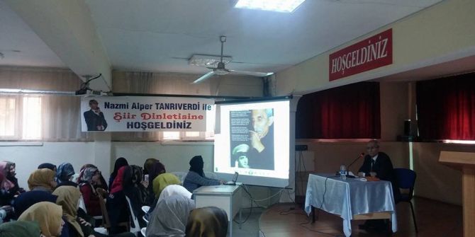 Öğrenciler Şiire Doydu