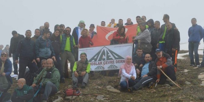Doğaseverler Amanosların Zirvesinde Bayrak Açtı