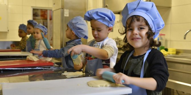 Mutfak Atölyesi Miniklerle Çok Daha Renkli