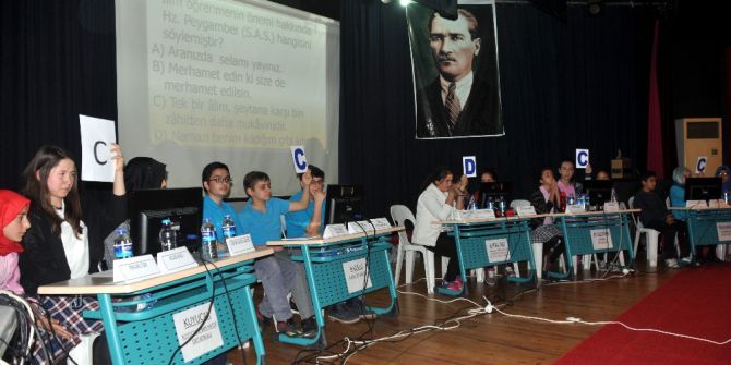 Peygamberin Hayatını Okuyup Öğrendikleriyle Yarıştılar