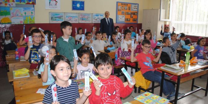 Aydın’da Öğrencilere Diş Sağlığının Önemi Anlatıldı