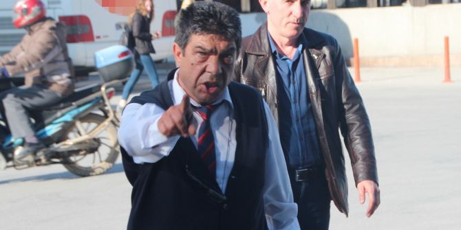 Kadın Basın Mensubuna Bağırıp Küfür Etti