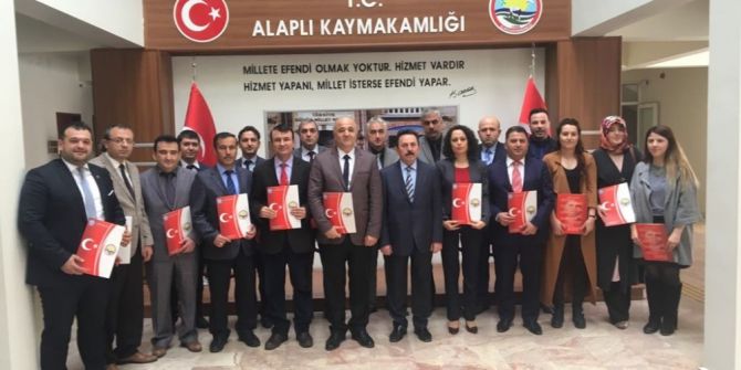 Kaymakam Eskioğlu’dan Milli Eğitim Personeline Başarı Belgesi