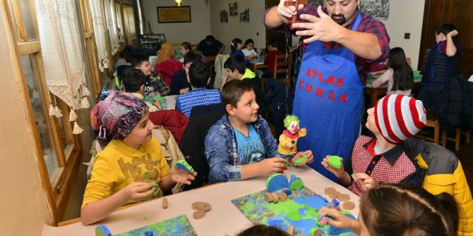 Çocuklar Geleceğe Sanatla Yürüyor