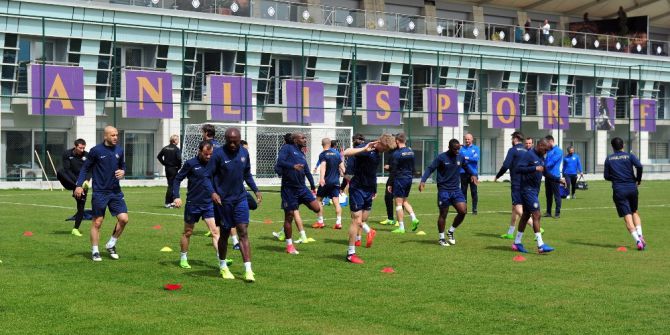 Hamza Hamzaoğlu: "İnşallah Kayserispor Maçında Daha İyi Bir Görüntü Vereceğiz"