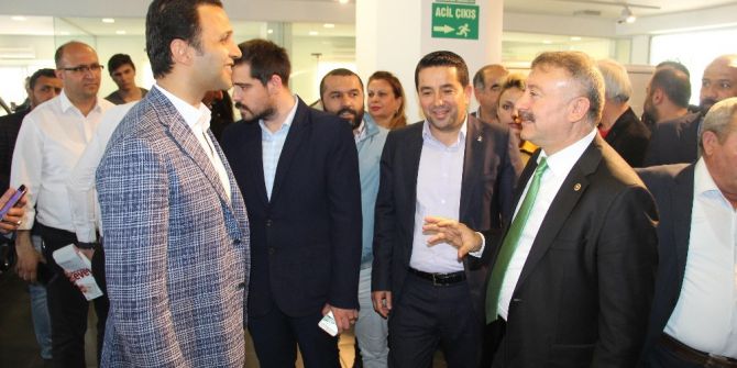 Ak Parti’li Gültekin, Mezitli’de Referandum Çalışmalarını Sürdürüyor