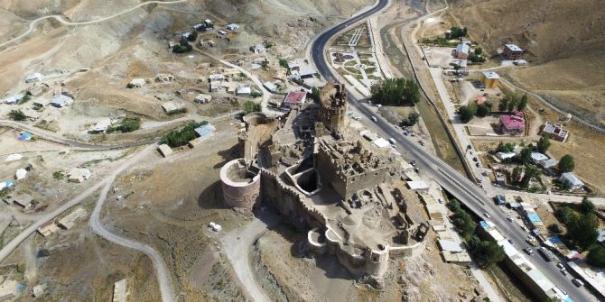 Hoşap Kalesi Unesco Yolunda