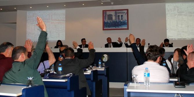 Salihli’de Encümen Ve Komisyon Üyeleri Belirlendi