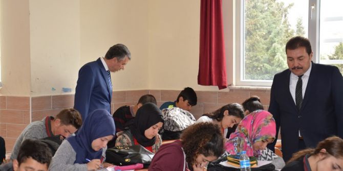 Deneme Sınavları Yapılıyor