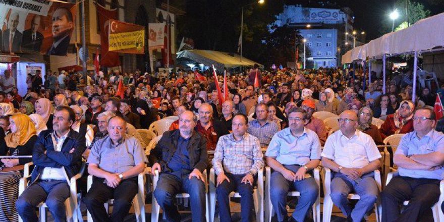 Afyonkarahisar’da Demokrasi Nöbeti Devam Ediyor